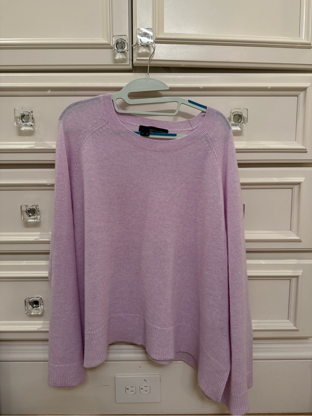 360 Cashmere 100% Cashmere Lavender Crewneck Oversized Sweater with Bell Sleeves